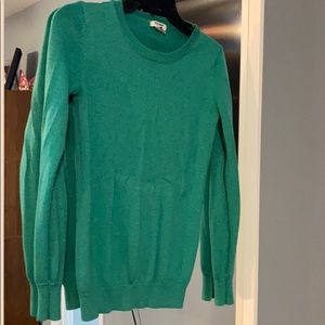 Green old navy sweater